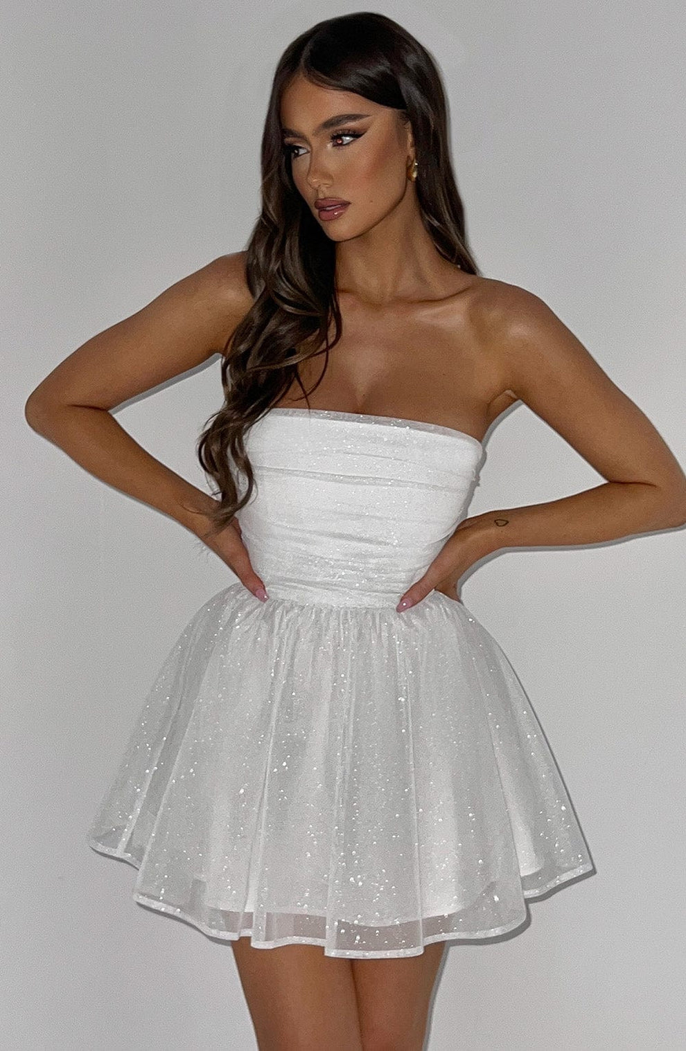 Women's White Ruched Off-Shoulder Bodycon Mini Dress