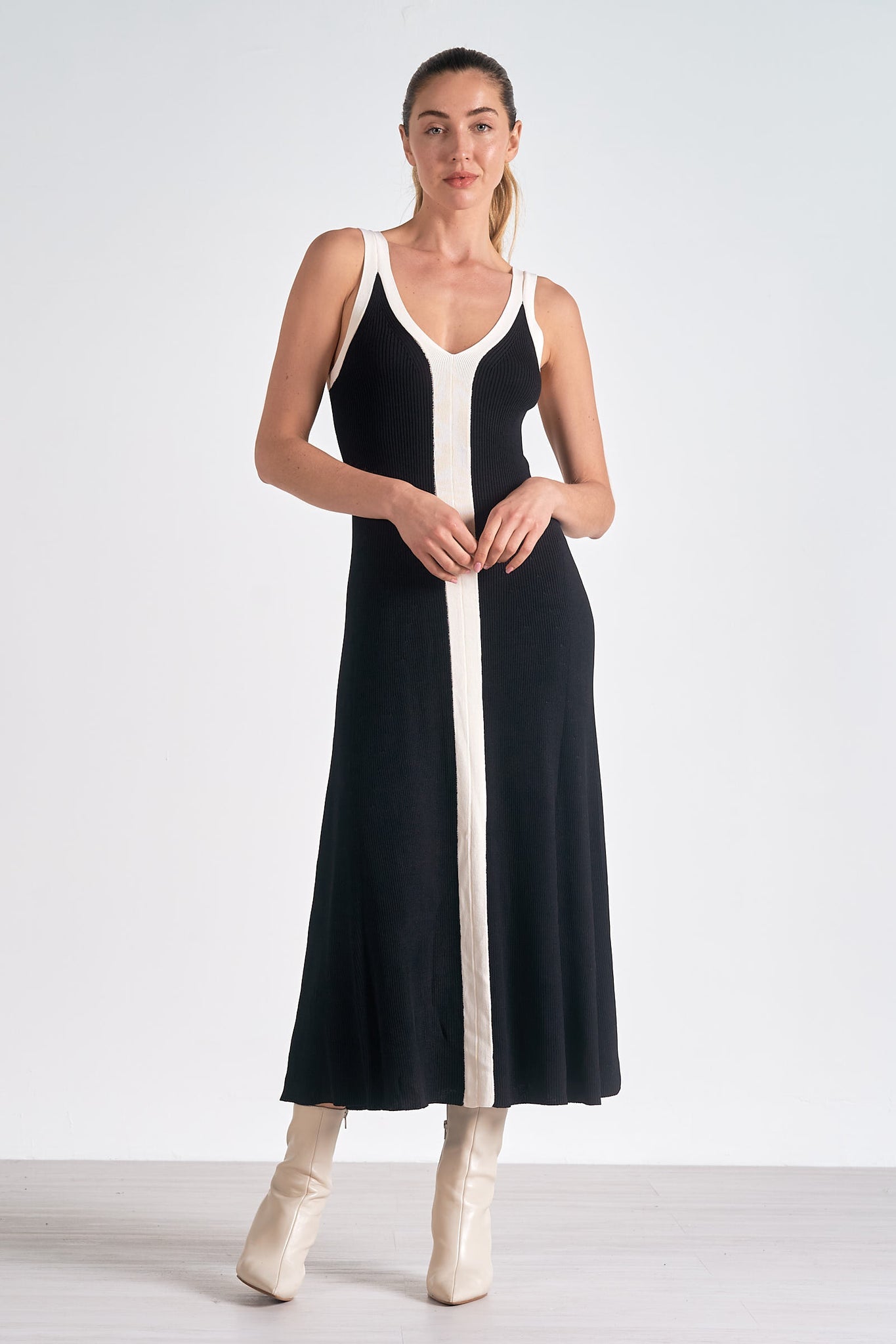 Women's Black Sleeveless Satin Cocktail Midi Dress