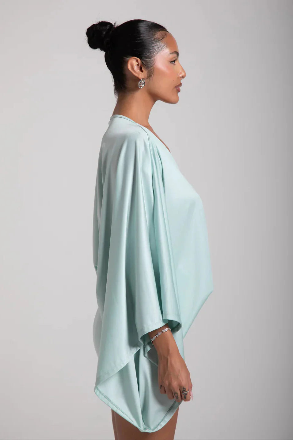 Women's Cape Sleeve Flowy Mini Cocktail Party Dress
