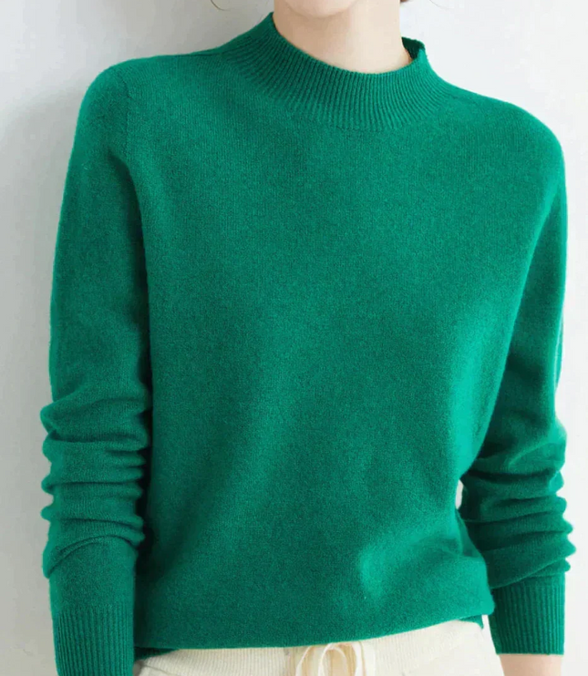 Women's Classic Fit Knit Pullover Sweater in Cashmere Blend