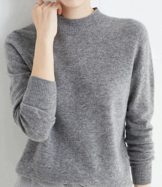 Women's Classic Fit Knit Pullover Sweater in Cashmere Blend