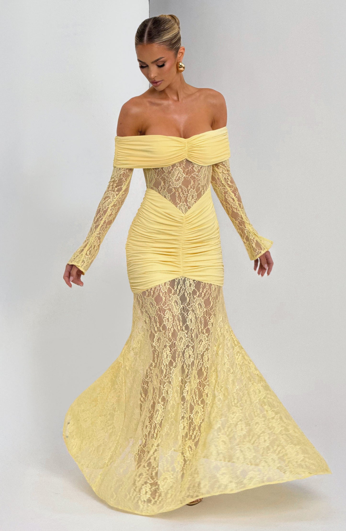Women's Lemon Ruched Long Sleeve Flare Maxi Dress