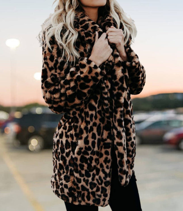 Women's Long Sleeve Coat in Plush Faux Fur, Leopard Print