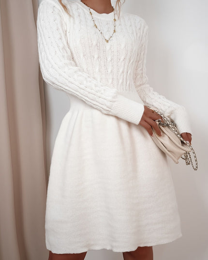 Women's Mini Sweater Dress in Cable Knit, A-Line Long Sleeve