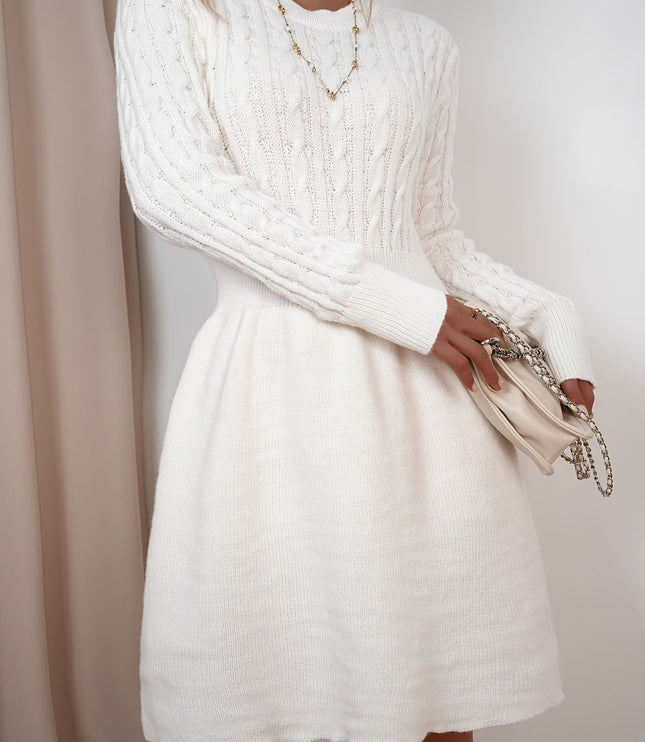 Women's Mini Sweater Dress in Cable Knit, A-Line Long Sleeve