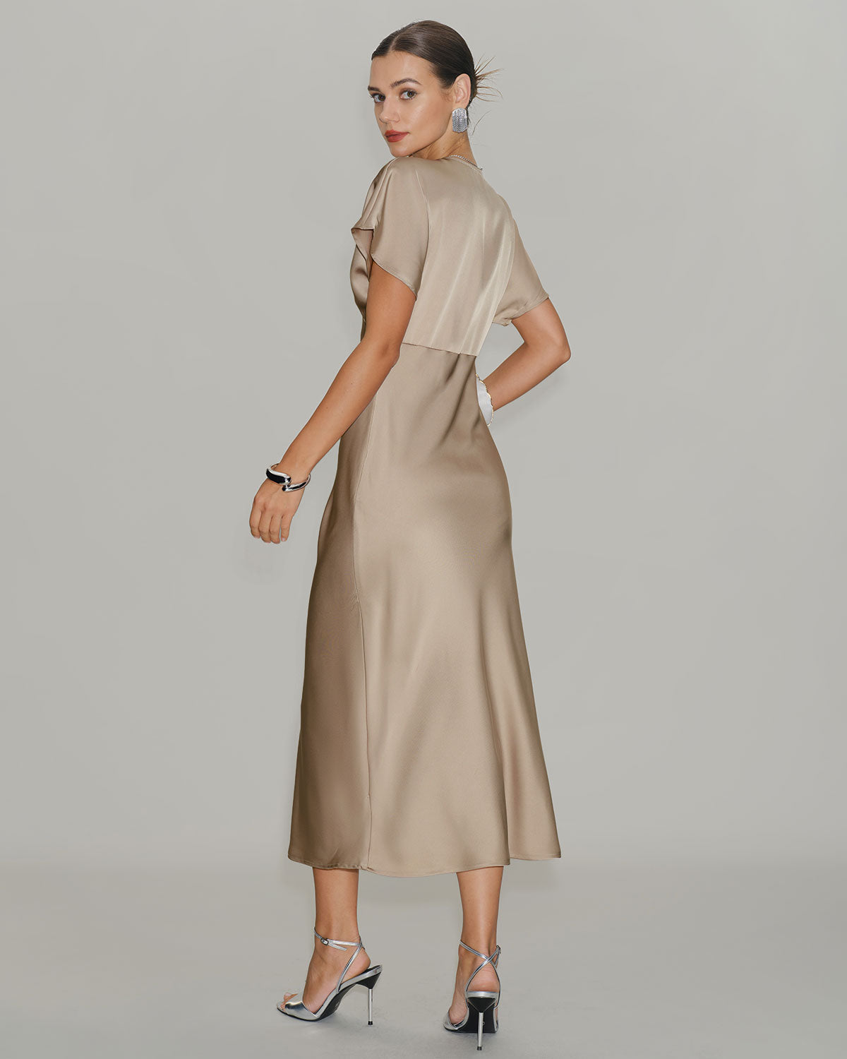 Women's V-Neck Tiered Summer Midi Dress for Wedding Guest